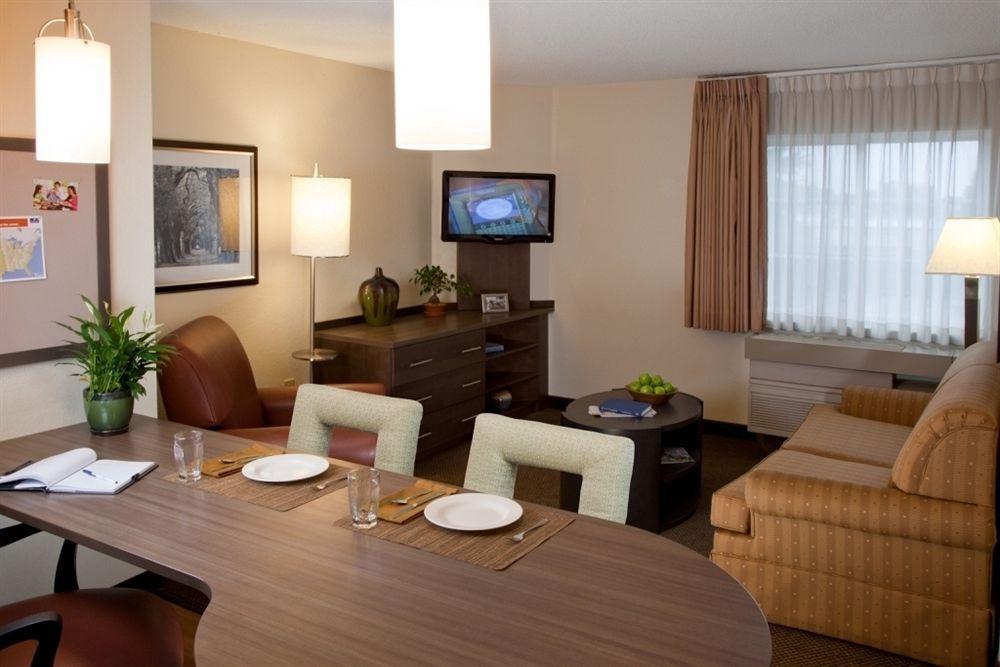 Candlewood Suites Sidney By Ihg Εξωτερικό φωτογραφία