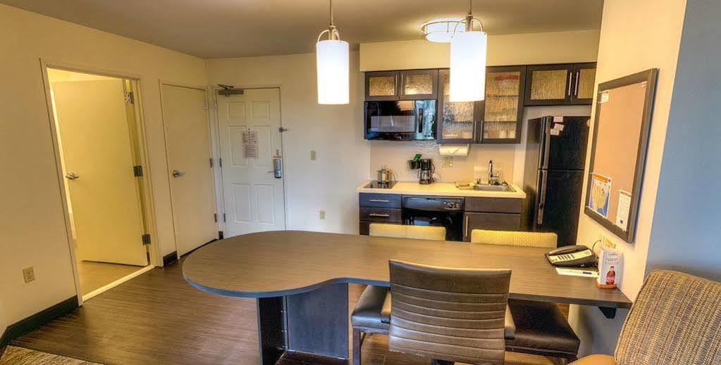 Candlewood Suites Sidney By Ihg Εξωτερικό φωτογραφία