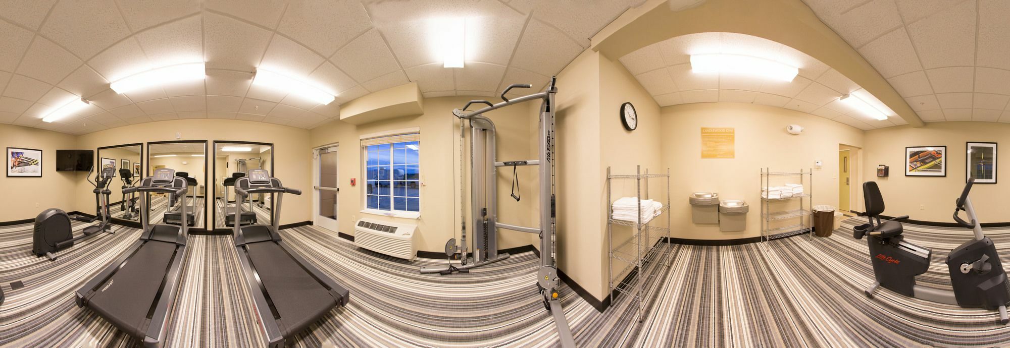 Candlewood Suites Sidney By Ihg Εξωτερικό φωτογραφία